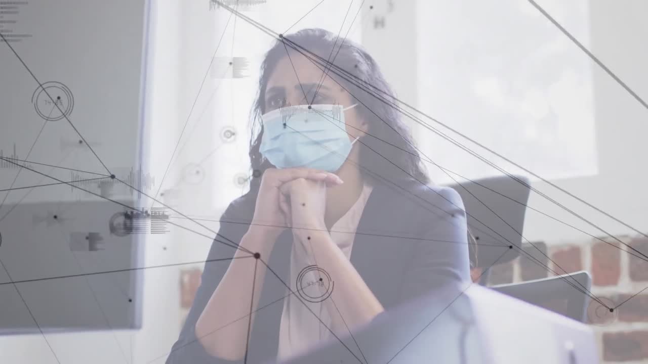 animación de la red de conexiones sobre la mujer de negocios en la oficina