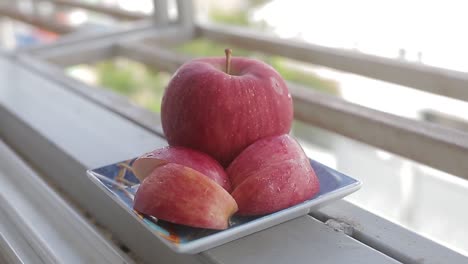 Manzana roja aislada