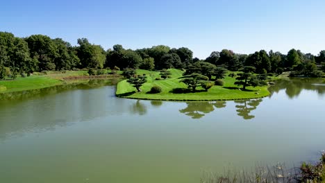 Hochauflösendes-4K-Drohnen-Panoramavideo-Der-Berühmten-Botanischen-Gärten-Von-Chicago-An-Einem-Sonnigen,-Schönen-Tag-In-Den-USA