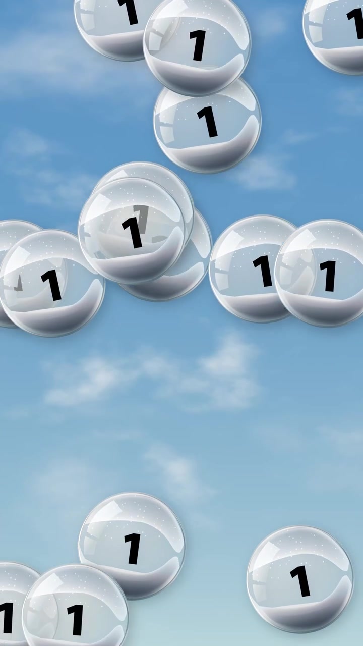 Bolle di vetro trasparenti contenenti il numero uno fluttuano verticalmente contro un cielo azzurro brillante.