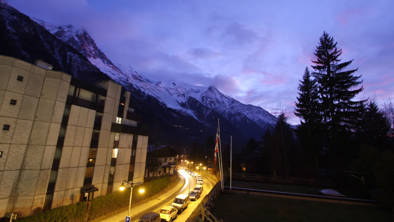 дорога шамони таймлапс фиолетовое небо