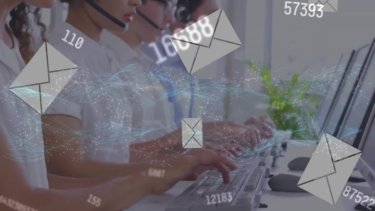 Animazione di reti di connessioni con icone su professionisti che indossano cuffie telefoniche.