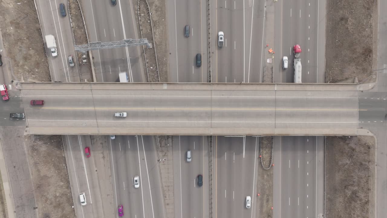 Top-down aerial view of freeway and residential roads in Minneapolis, Minnesota.