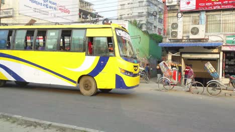 street scene in bangladesh city