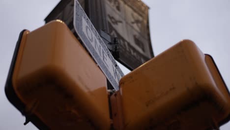 Cinematic-street-sign-broll