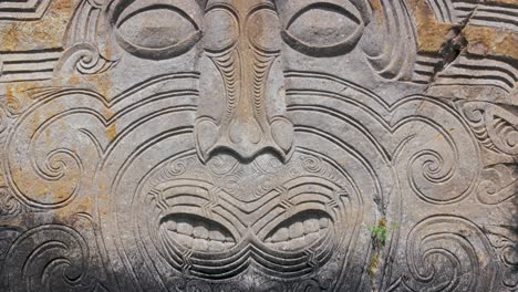 aboriginal indigenous carvings: kunst, kultur und geschichte in neuseeland