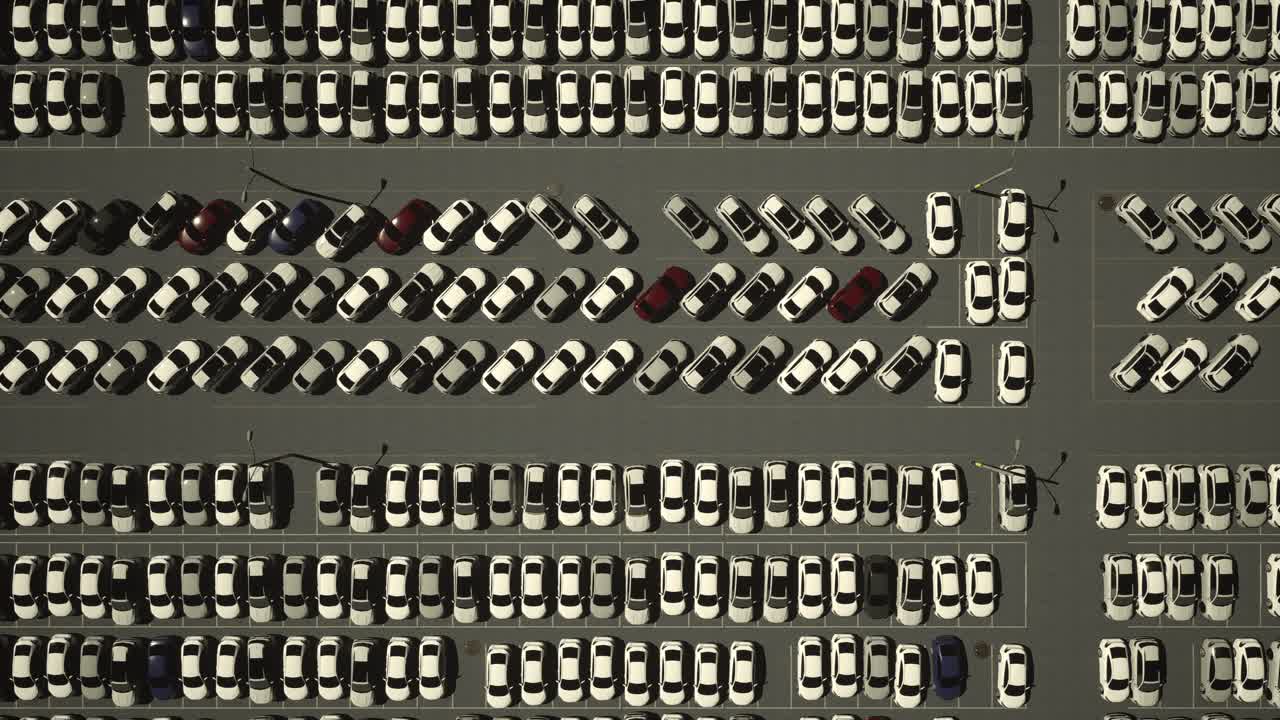 큰 자동차 주차장 의 공중 풍경