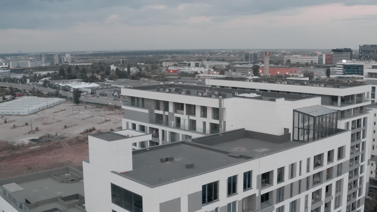 residencia cloud 9 en aurel vlaicu pipera bucarest, rumania