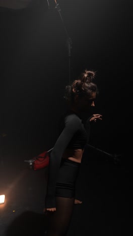 contemporary dancer in studio