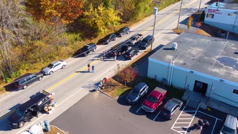 Armed-police-swoop-on-Lewiston,-Maine-where-suspected-mass-shooter-was-seen