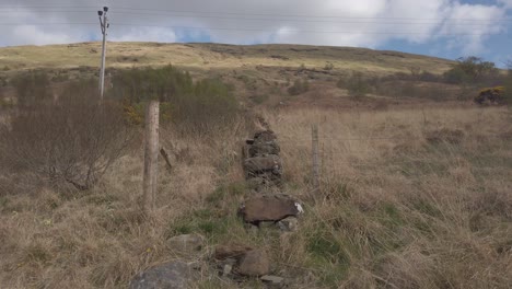 A-line-of-stones-that-go-towards-the-hill