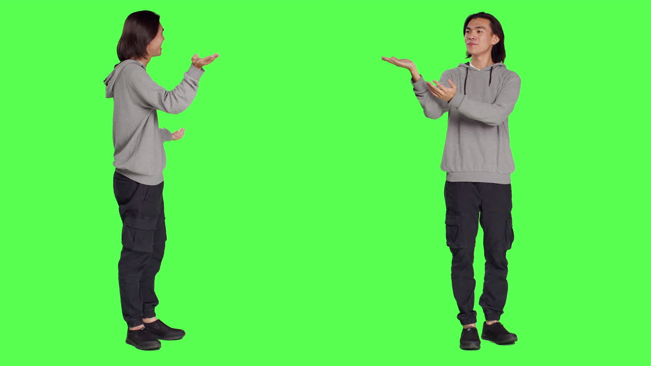 마케팅 광고 를 화 하는 아시아인