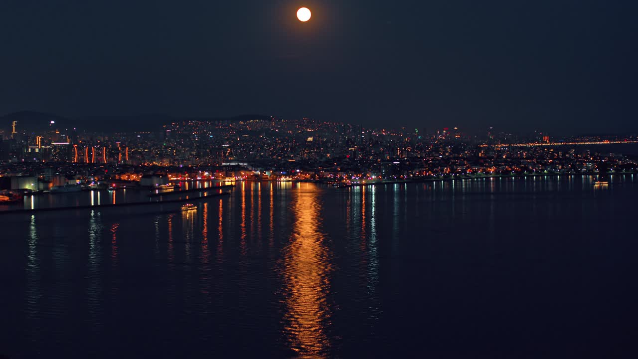 Gammelt vartegn i Istanbul.