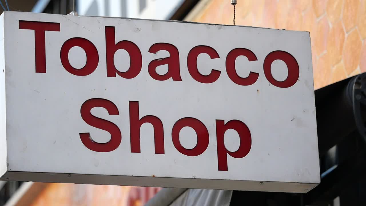 Insegna del negozio di tabacchi