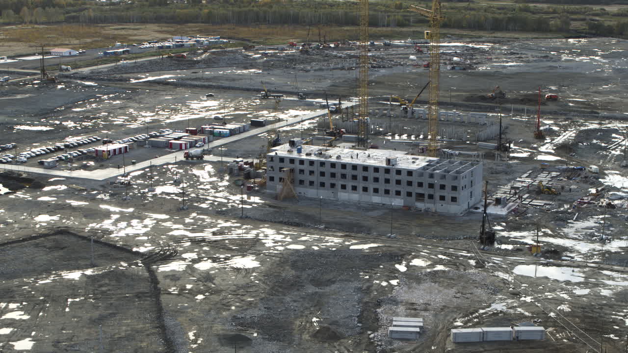 vista aérea de un sitio de construcción