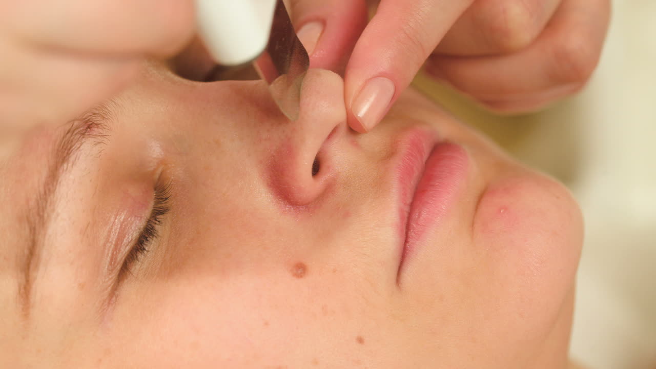 코 청소: 초음파 기술 장비로 코 청소