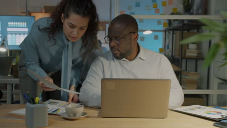 réunion d'affaires et collaboration
