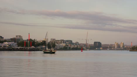 Boat-in-Newcastle-Harbour,-NSW,-Australia