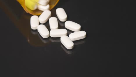 Opioid-Weiße-Pillen-Aus-Nächster-Nähe