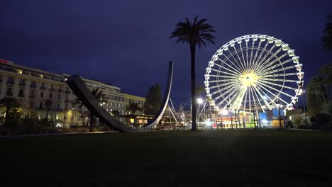 la rueda de la ferris en la noche rueda panorámica rueda gigante en el agradable