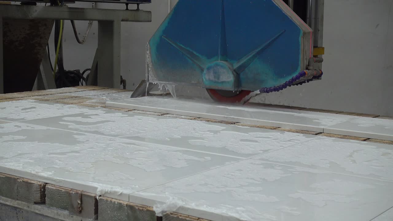 из натуральной режущей машины рабочего стола