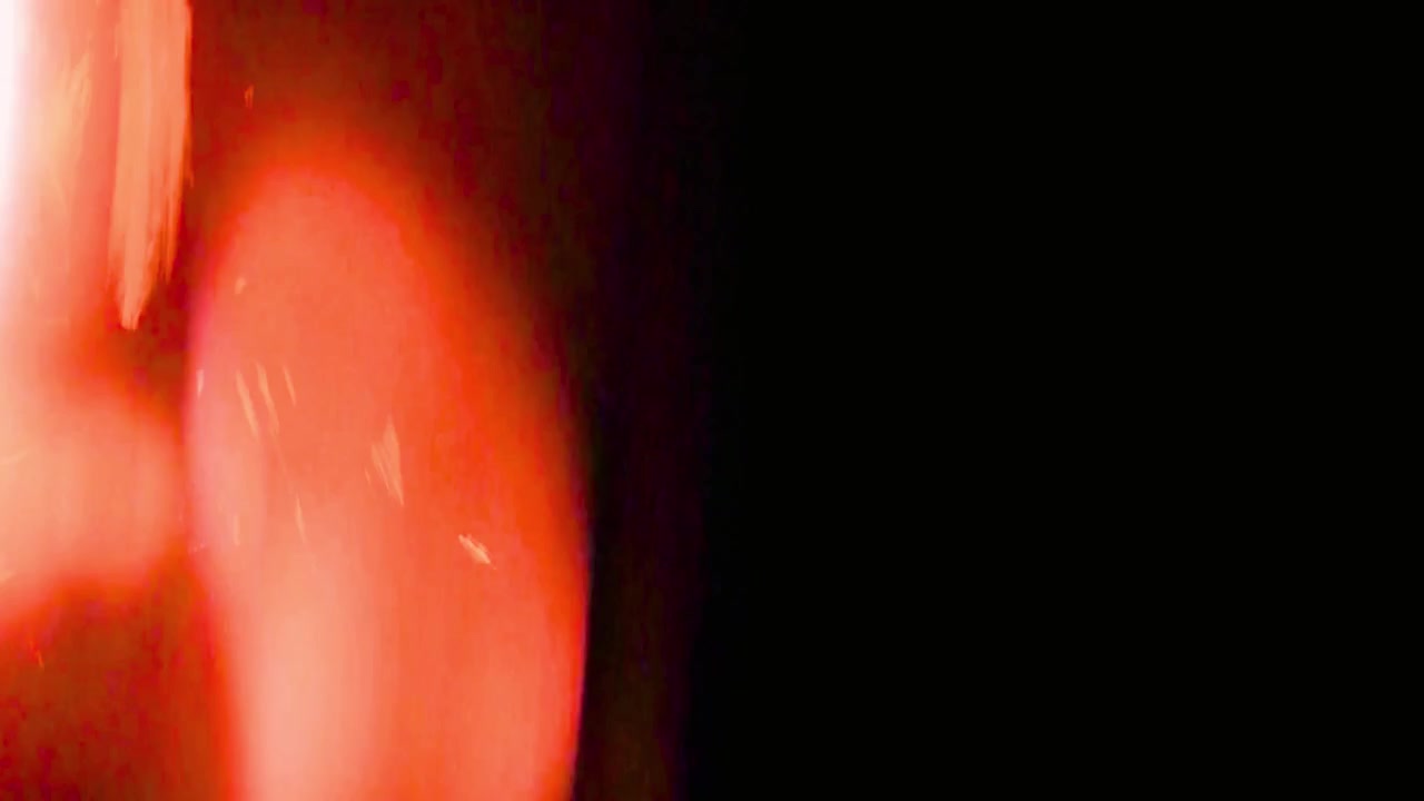 Vazamentos de Luz Vermelha Abstratos e Sobreposições de Bokeh sobre Fundo Preto