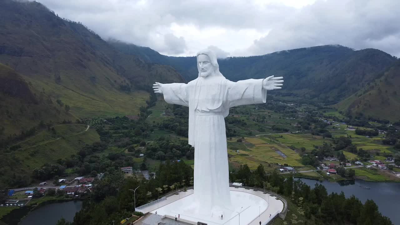Jesus christ. Biggest statue in Indonesia
