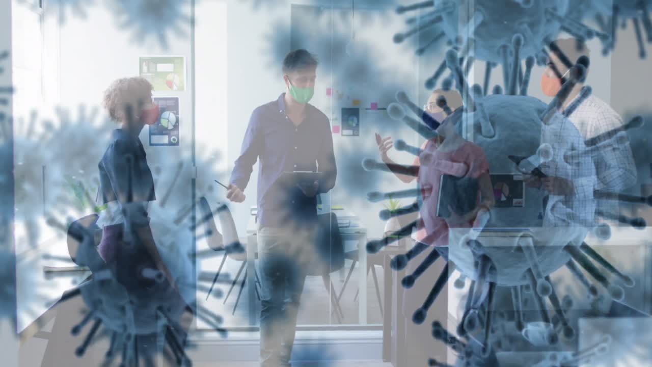 마스크를 착용한 동료들의 팀에서 코로나 19 세포의 애니메이션