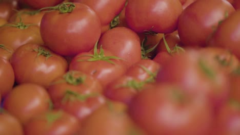 deliciosos tomates frescos de grecia en comestibles en atenas dieta mediterránea