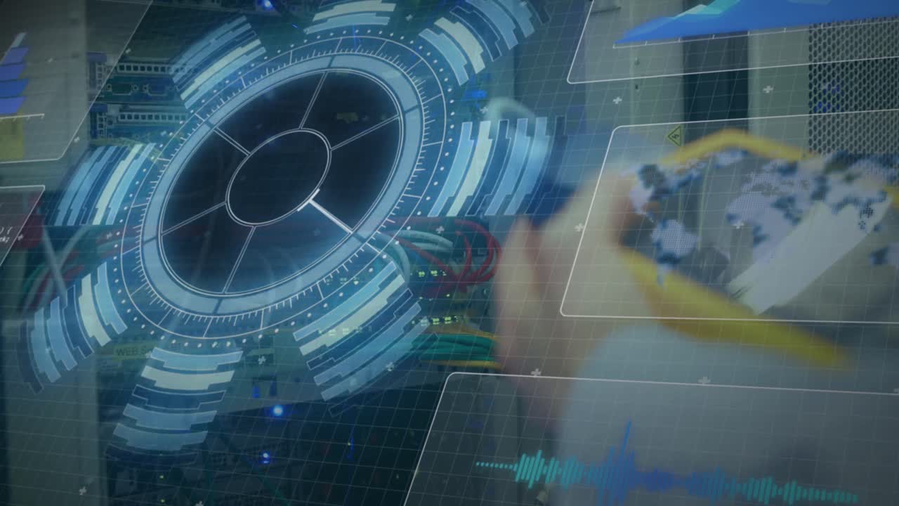 animación del procesamiento de datos sobre las manos del hombre caucásico comprobando los servidores