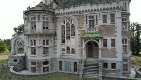 abandoned palace of dona chica, palmela. braga, portugal