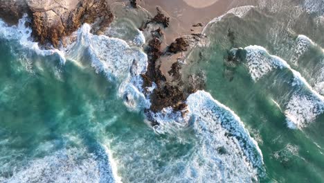 Top-down-static-shot-of-Stradbroke-Islands-Rocky-Coast-Line