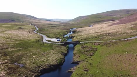 Aerial---Drone-Shot-Following-the-Waterway-through-the-Elan-Valley,-Wales