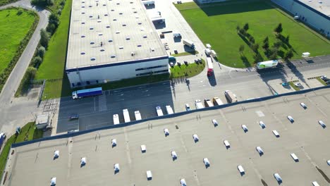 parque logístico con almacén