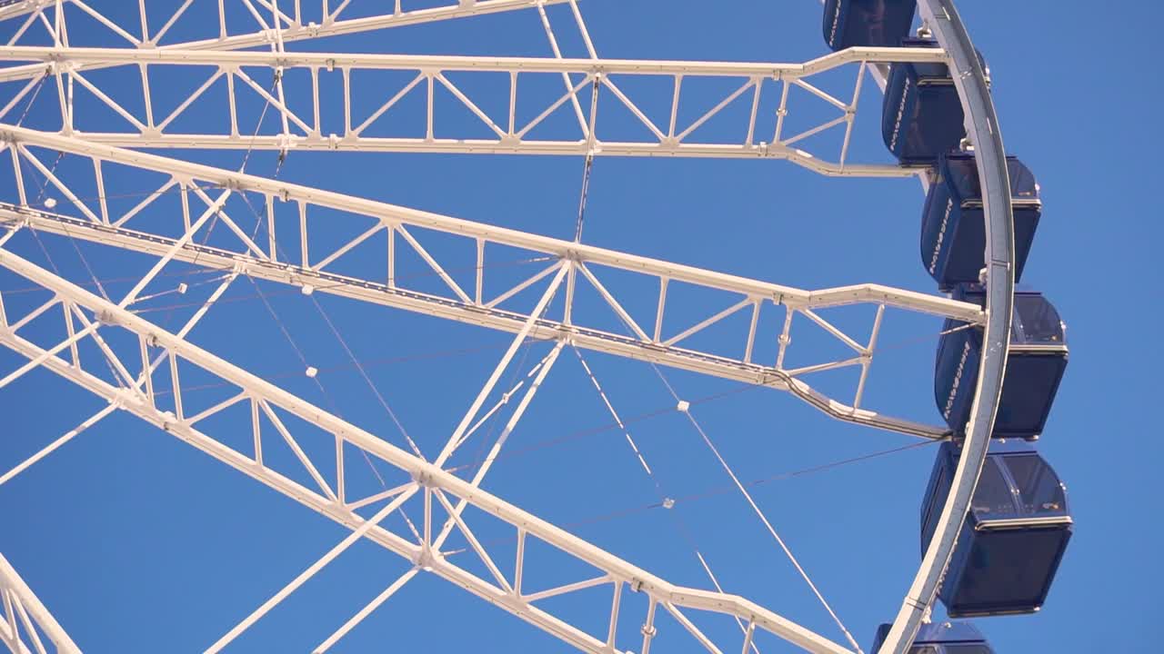 화창한 날 관람차