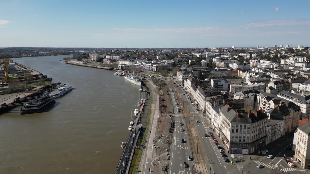 Lungofiume di Nantes e fiume Loira, Francia