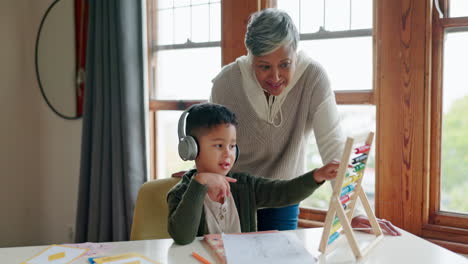 Aprendizaje,-Matemáticas-Y-Ayuda-Con-La-Abuela