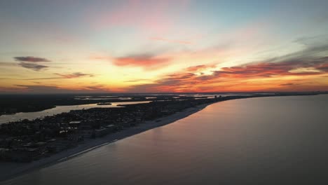 Vista-Aérea-De-Ft-Myers-Beach-Florida-Por-La-Mañana