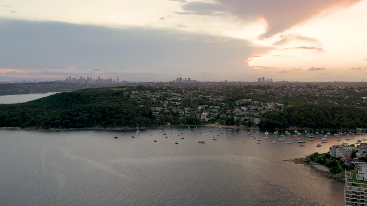 Scopri la bellezza di Sydney dall'alto in 4K