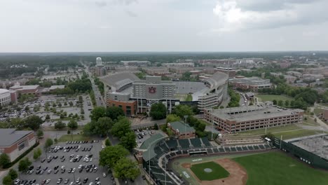 Jordan-Hare-Stadium-at-Auburn-University-in-Auburn,-Alabama-with-drone-video-moving-in