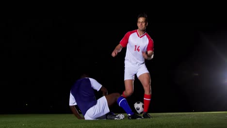 jugador de fútbol jugando al fútbol 4k