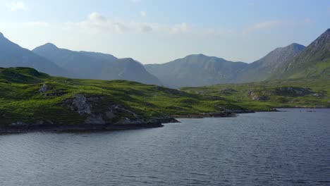 Derryclare-Lough,-Connemara,-Condado-De-Galway,-Julio-De-2021