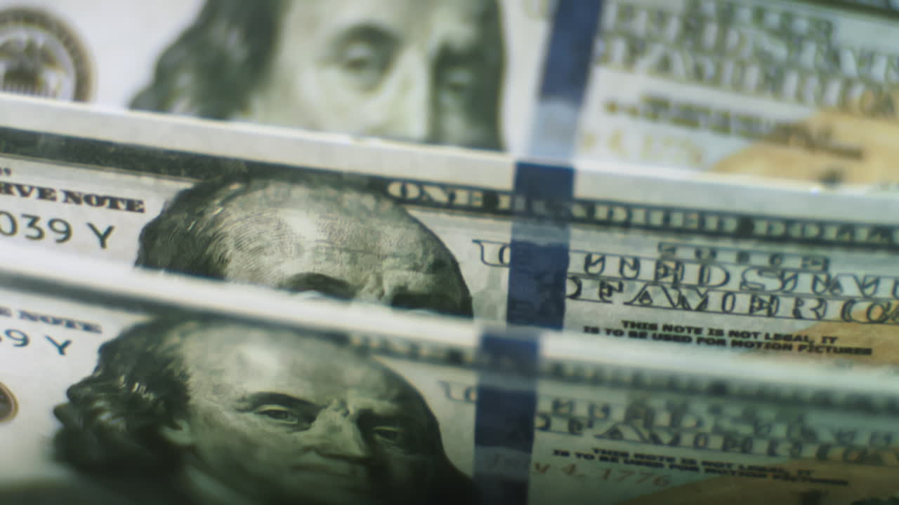 vista de cerca de nosotros billetes de cien dólares