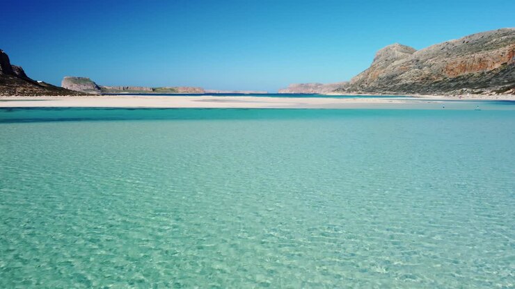 Vista aerea della laguna di Balos, Creta, spiaggia con acque turchesi, paesaggio esotico