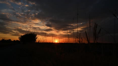 Pak-Pli-Sunset-Time-Lapse,-Nakhon-Nayok,-Thailand