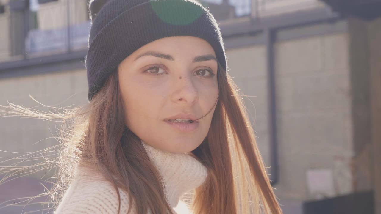 женщина в зимнем наряде