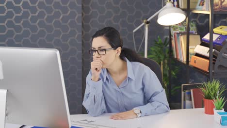 Thoughtful-business-woman.