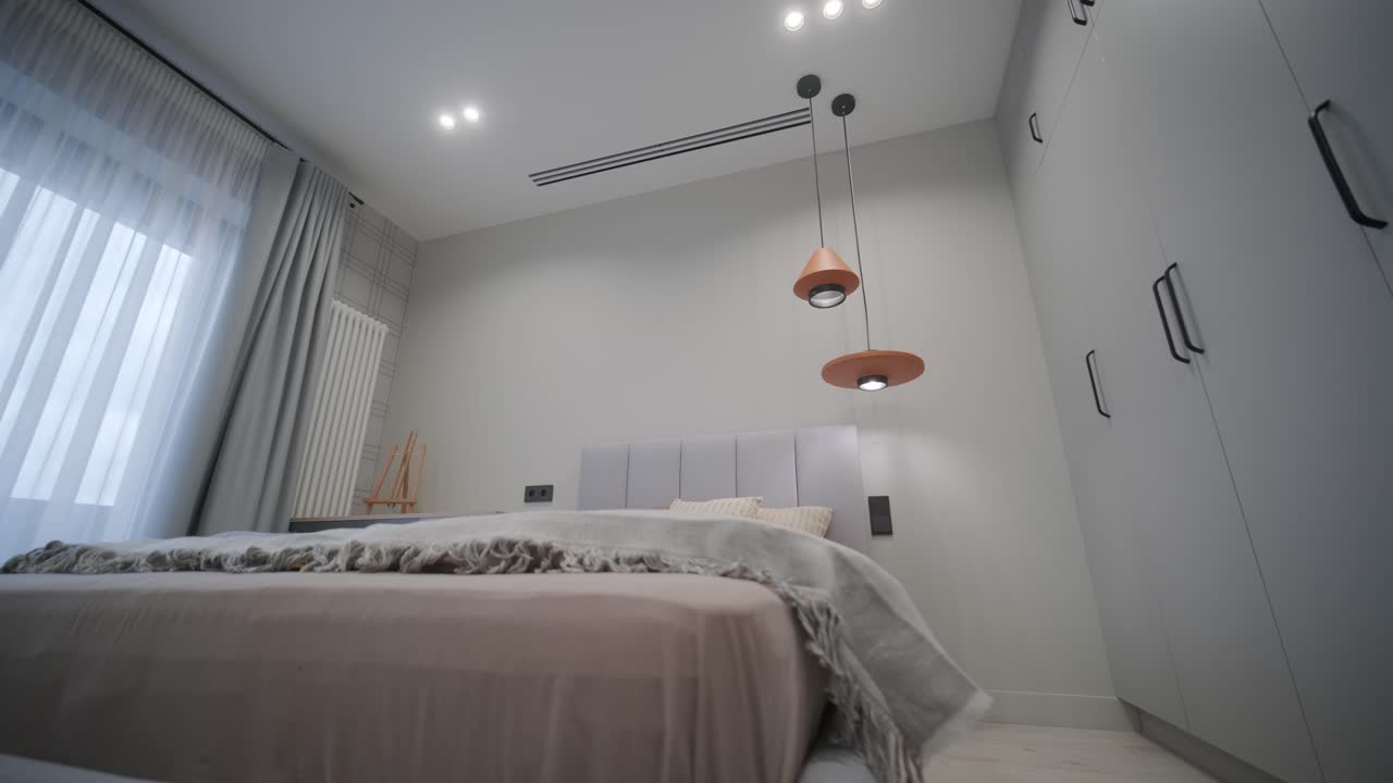 현대적인 럭셔리 인테리어 침실 디자인과 장식 마스터 베드 킹 사이즈