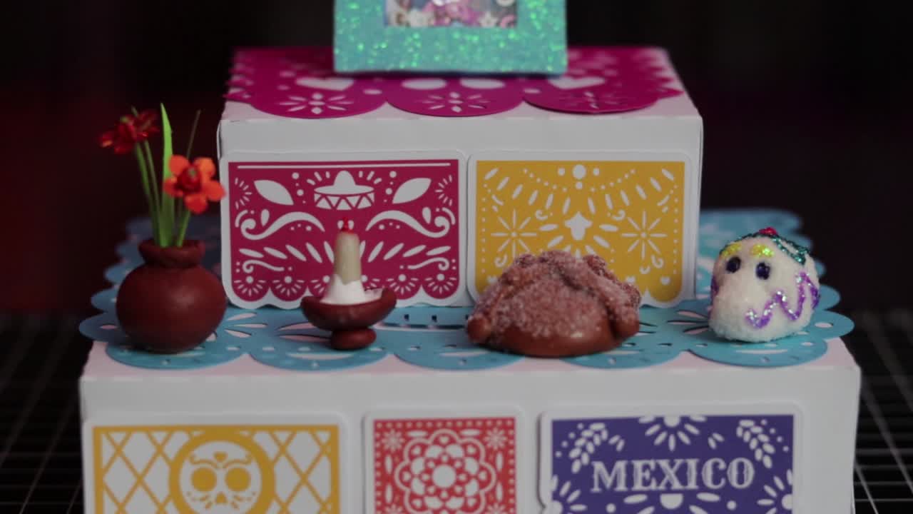 죽음의 날 . 종이 공예