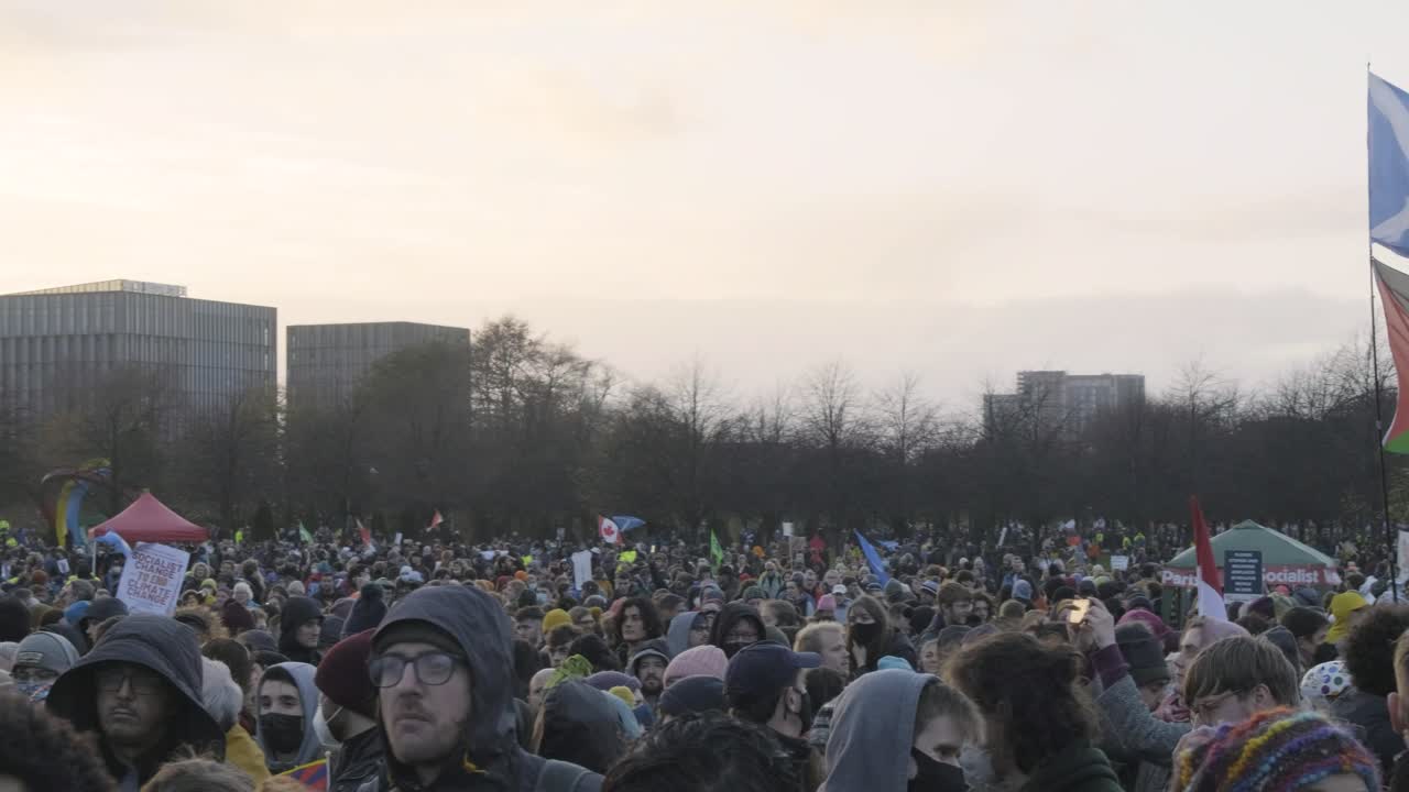Over 250000 people march in protest from Kelvingrove park to Glasgow green during COP26.